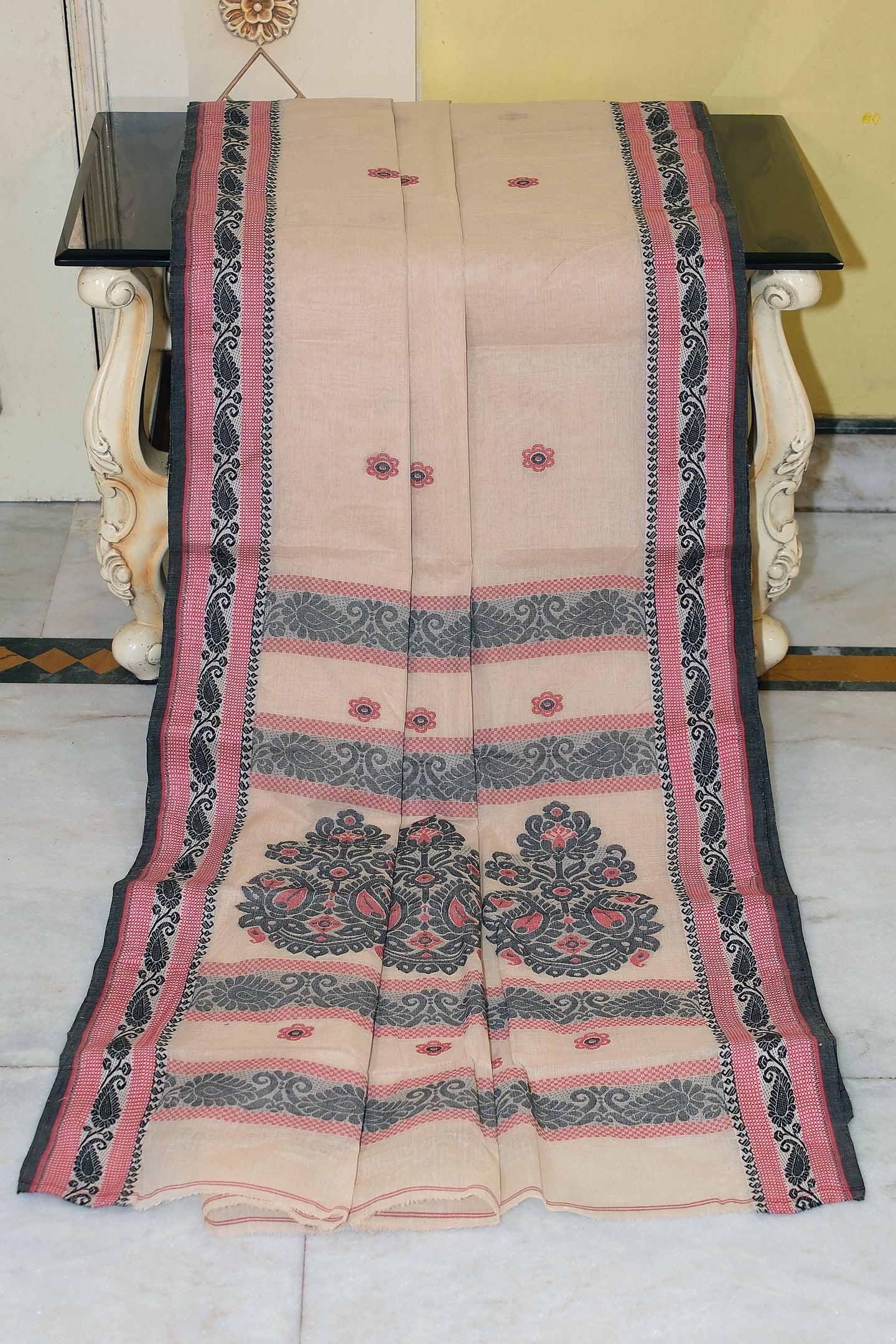 Medium Size Thread Nakshi Border Premium Quality Bengal Handloom Cotton Saree in Beige, Red and Off Black Minakari Thread Nakshi Weave