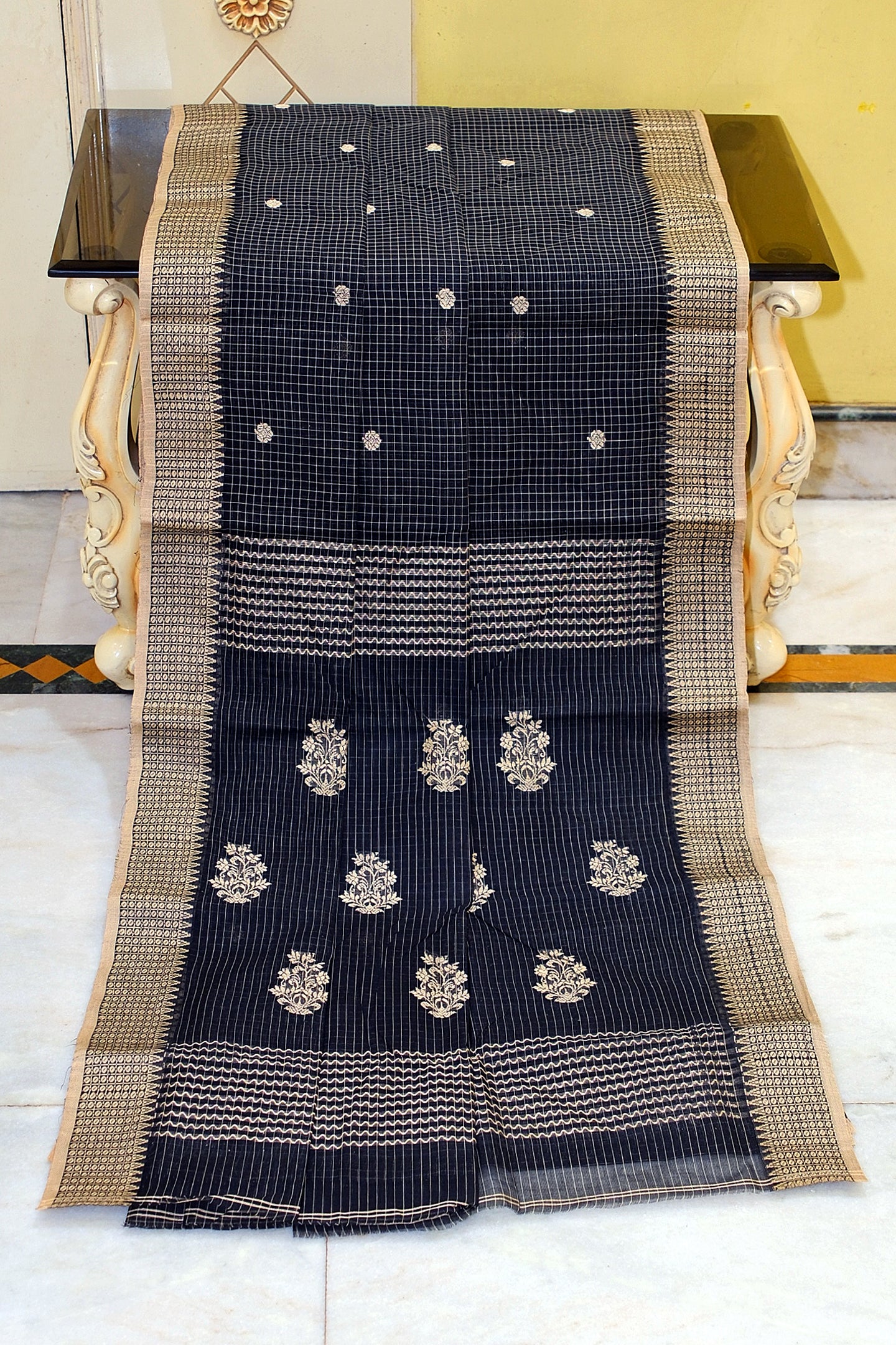 Medium Size Thread Nakshi Border Premium Quality Bengal Handloom Self Micro check Cotton Saree in Ebony and Burly Wood