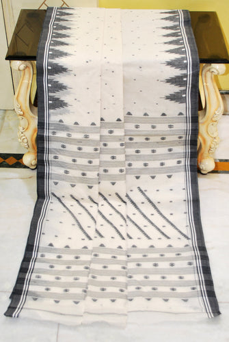Crowned Temple Border Work Pure Cotton Bengal Jamdani Saree in Off White and Black