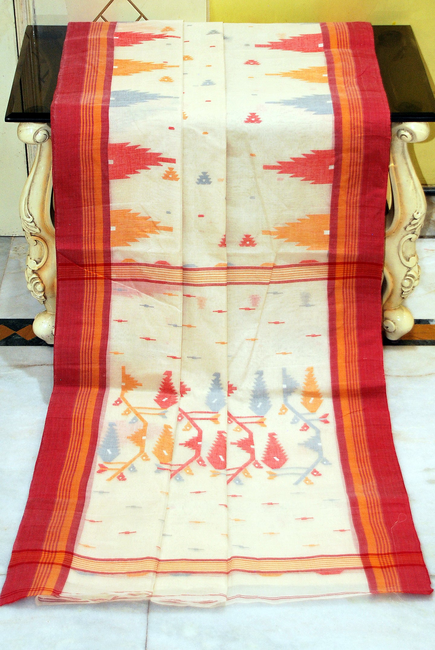 Hand Karat Matta Churi Border Woven Pure Cotton Bengal Jamdani Saree in Off White, Red and Multicolored