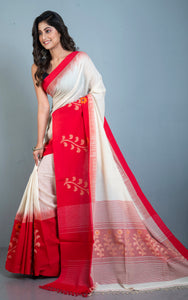 Premium Quality Double Warp Khaddar Kadiyal Skirt Border Jamdani Saree in Off White and Red