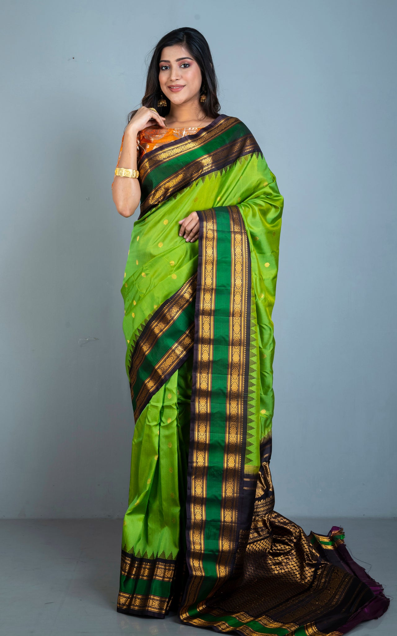 Semi raw silk saree green with butta prints and temple design zari zar –  Cherrypick