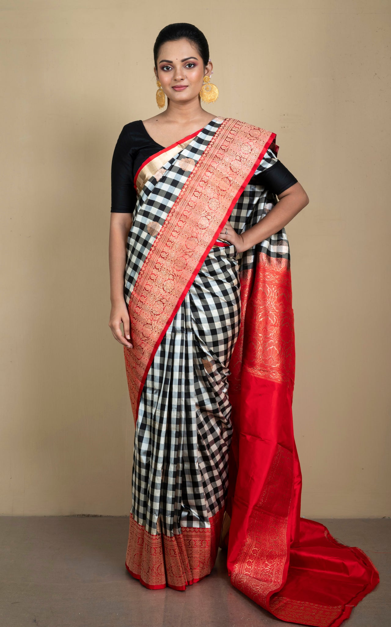 Charm of Checks Sarees - Sanskriti Cuttack