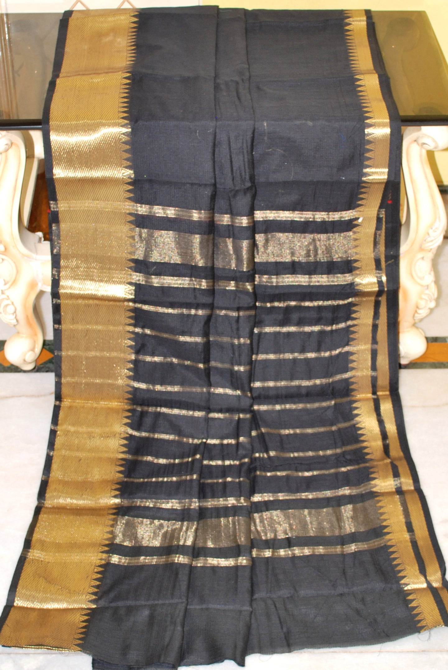 Mangalagiri Soft South Cotton Sarees with Woven Thread Work in Black and Gold