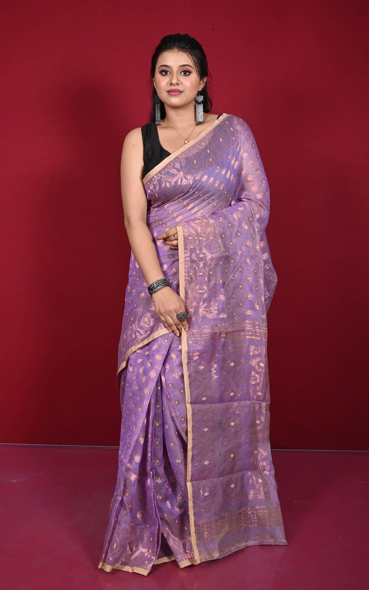 Soft Zari Brocade Dhakai Jamdani Saree in Dusty Lavender, Beige and Copper