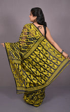 Traditional Cotton Muslin Soft Jamdani Saree in Black, Munsell Yellow and Gold