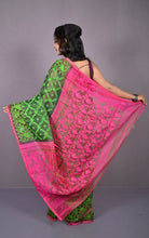 Traditional Cotton Muslin Soft Jamdani Saree in Jungle Green and Hot Pink