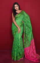 Traditional Cotton Muslin Soft Jamdani Saree in Bright Green and Hot Pink