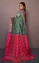 Traditional Cotton Muslin Soft Jamdani Saree in Pthalo Green, Peas Green and Cerise Pink