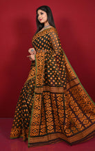 Traditional Cotton Muslin Soft Jamdani Saree in Black, Ochre Yellow, Dark Green and Gold