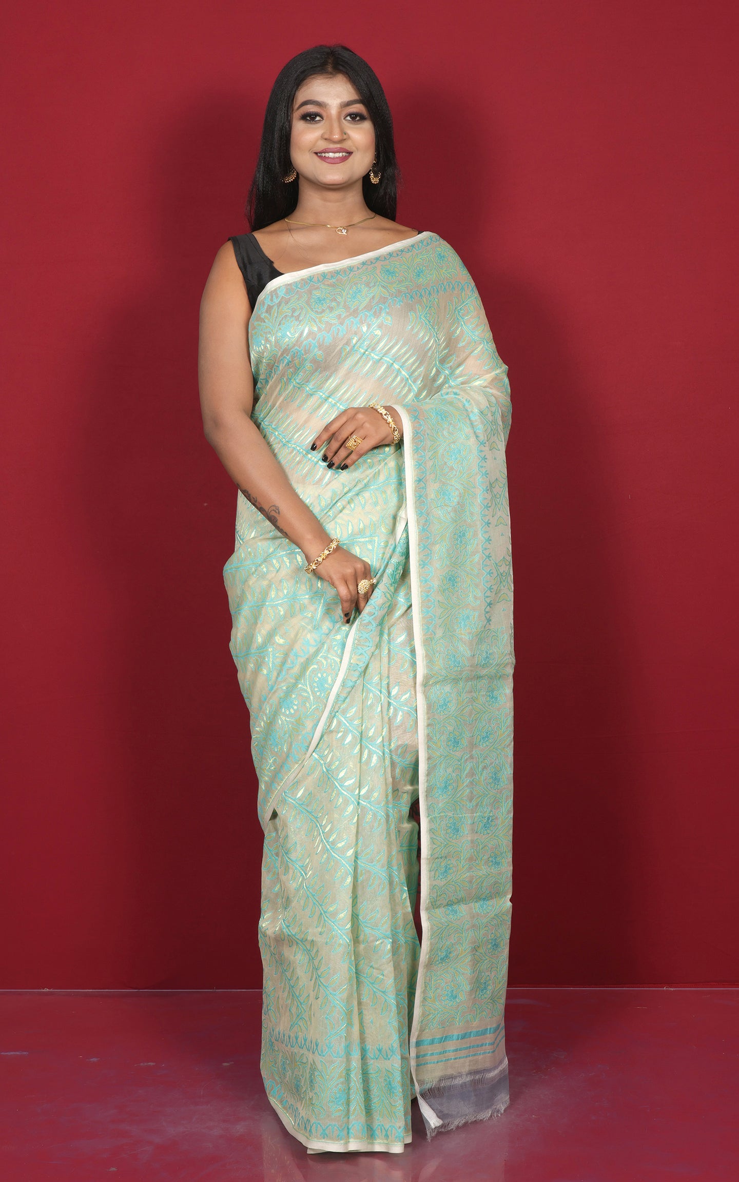 Traditional Soft Jamdani Saree in Linen White, Sea Green and Gold