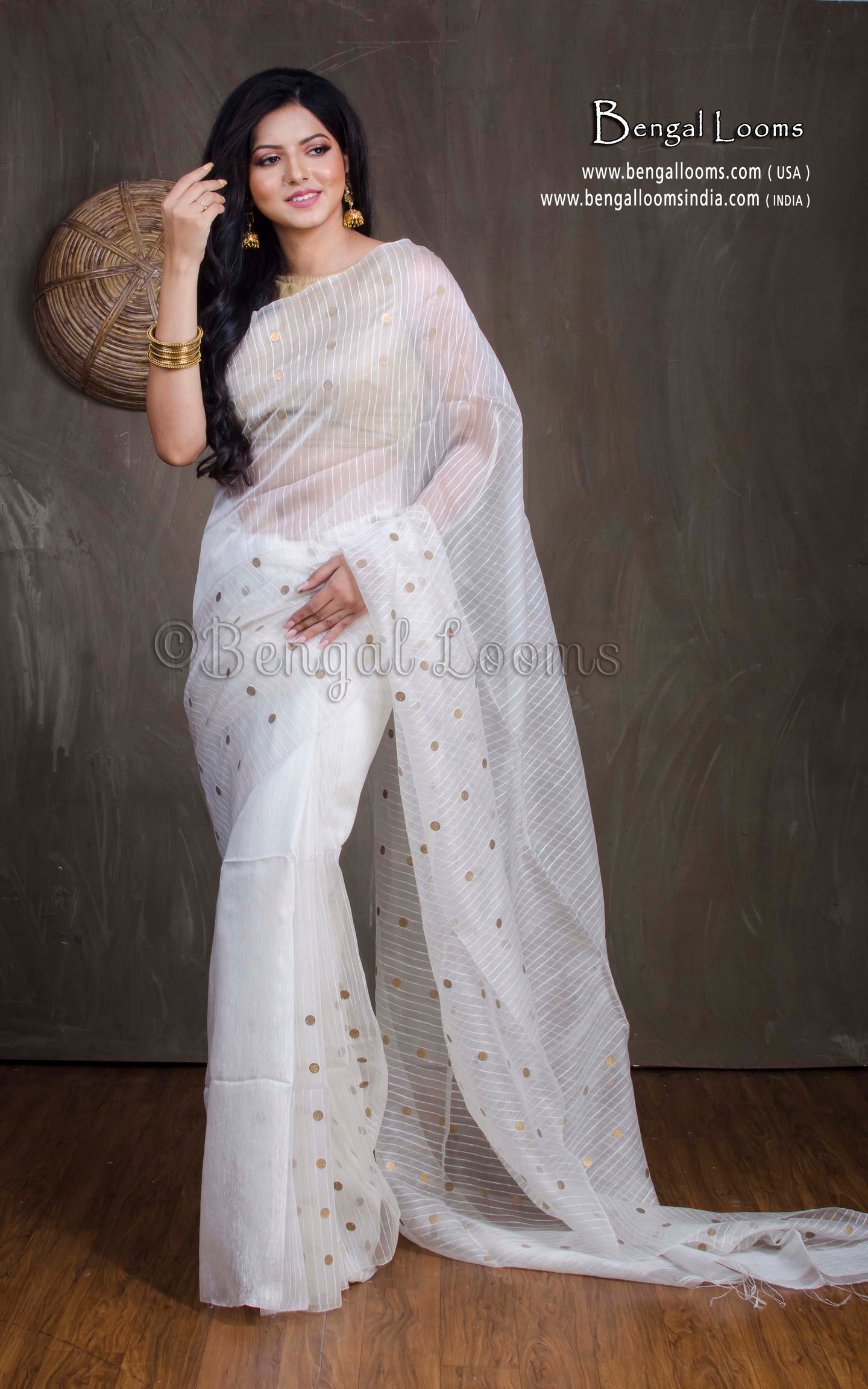 Designer Woven Antique Ginni Work Skirt Border Muslin Matka Silk Saree in Off White and Antique Gold