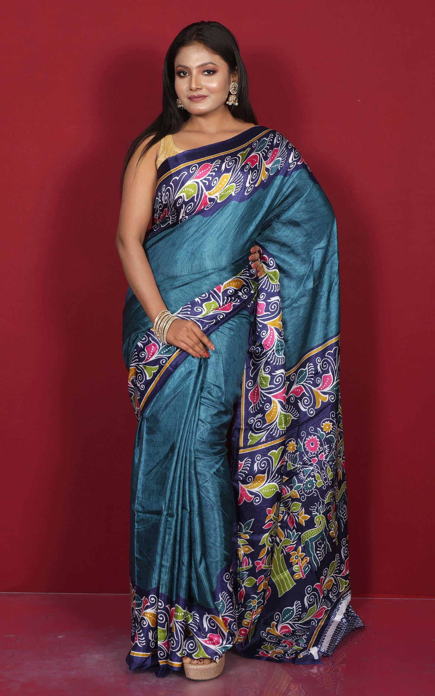 Printed Soft Semi Gicha Silk Saree in Gray Blue, Navy Blue, Off White and Multicolored