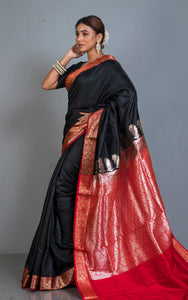 Traditional Self Nakshi Emboss Work Blended Silk Gadwal Saree with Rich Pallu in Black, Red and Antique Golden