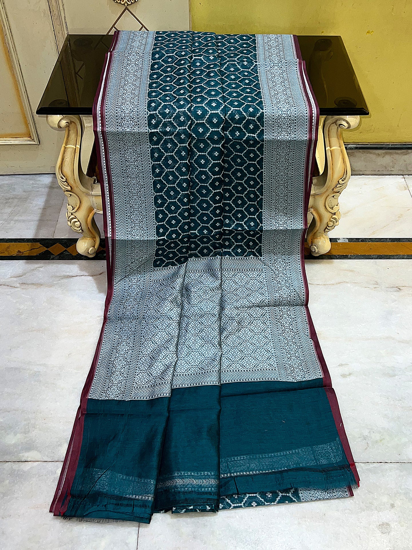 Cotton Resham Woven Nakshi Work Chanderi Saree in Dark Rama Green and Off White