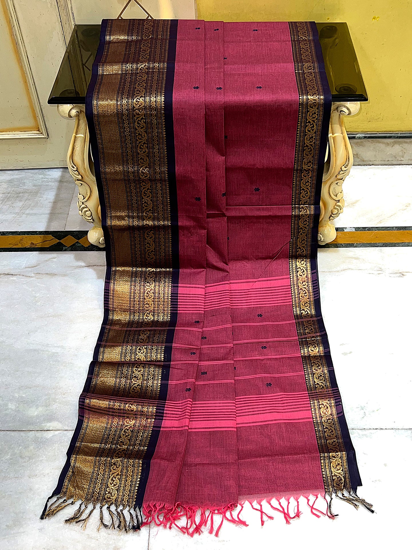 Traditional Premium Quality Handwoven Jacket Nakshi Border South Cotton Gadwal Saree in Vivid Burgundy and Black