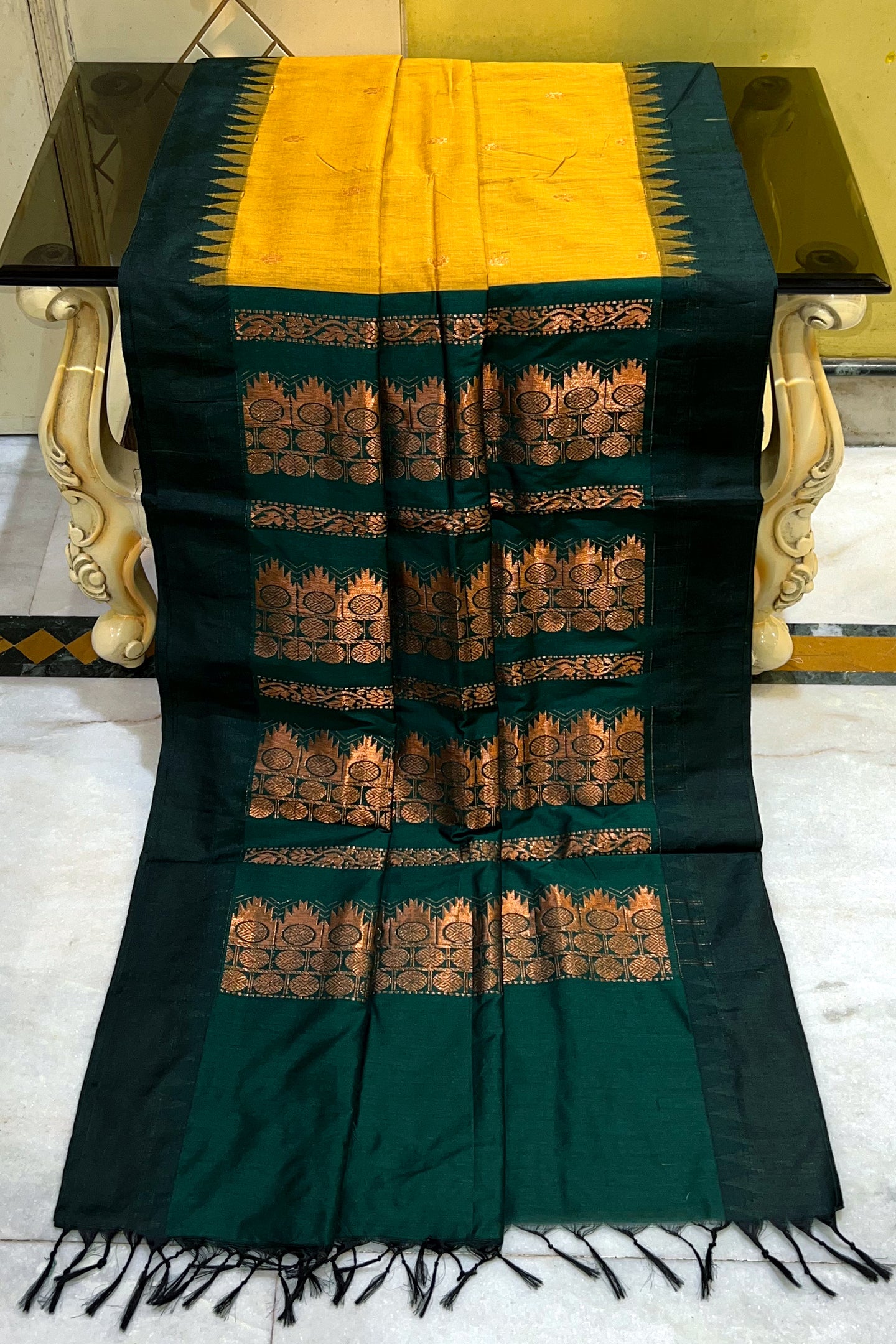 Soft South Cotton Borderless Pencil Temple Motifs Gadwal Saree in Golden Yellow and Pthalo Green
