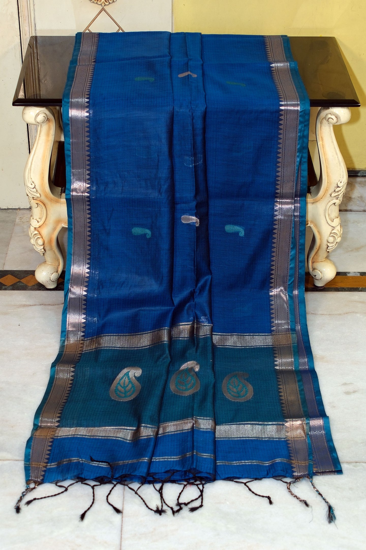 Maheshwari Cotton Silk Saree with Paisley Nakshi Motif Work Pallu in Royal Blue and Teal