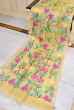 Bengal's Pride Premium Hand Woven Jangla Jaal Work Muslin Silk Dhakai Jamdani Saree in Pastel Yellow and Multicolored Thread Work