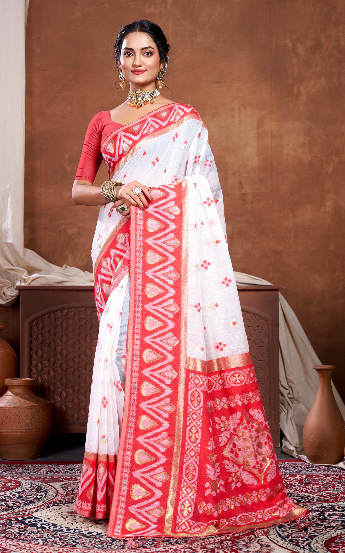 Traditional Skirt Nakshi Work Soft Jamdani Saree in Off White, Red and Golden