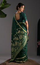 Soft Cotton Jamdani Saree with Golden Lotus Pallu & Blouse Piece - Emerald Bottle Green