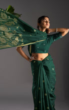 Soft Cotton Jamdani Saree with Golden Lotus Pallu & Blouse Piece - Emerald Bottle Green