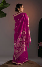 Soft Cotton Jamdani Saree with Golden Lotus Pallu & Blouse Piece - Magenta Pink