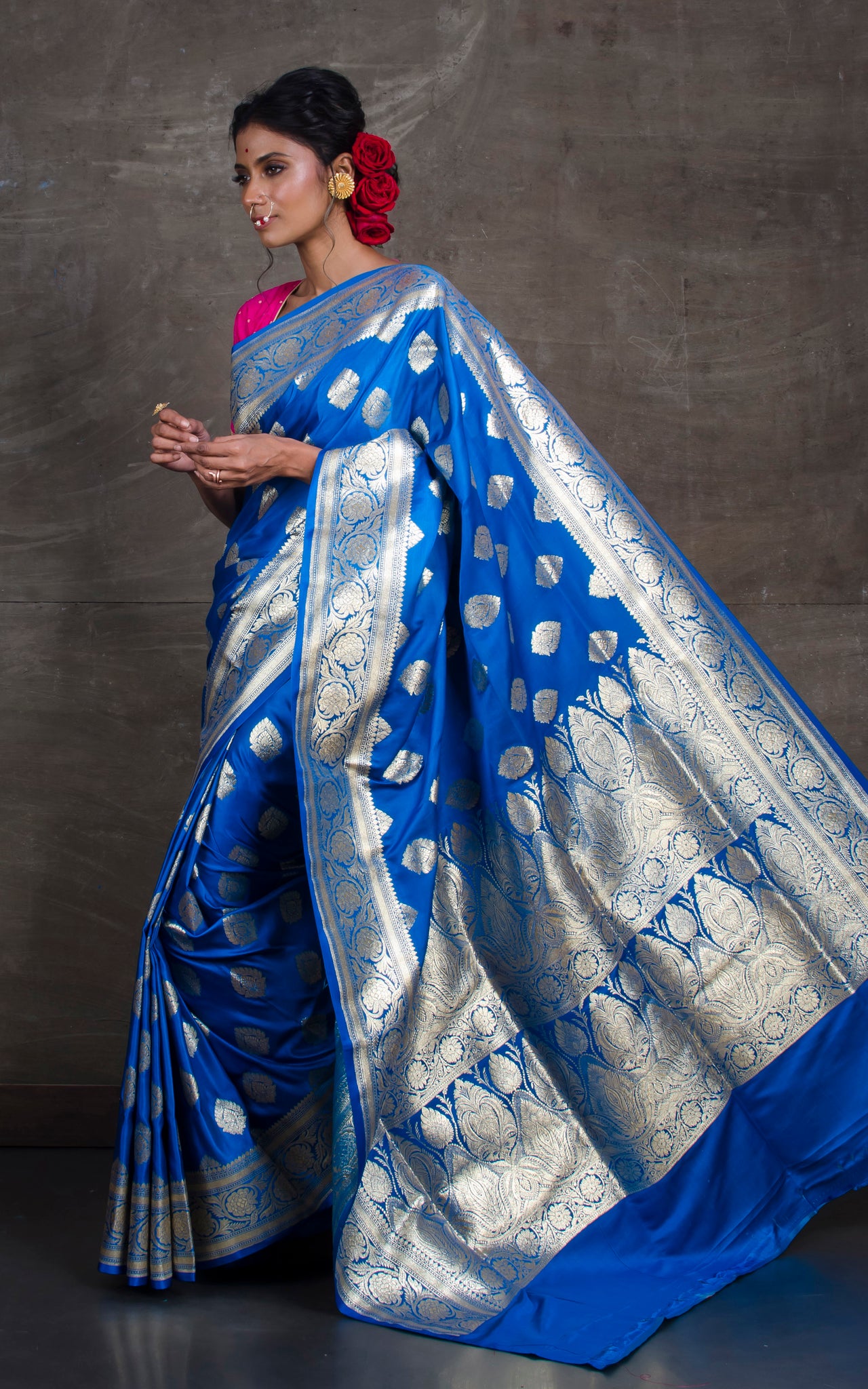 Buy Chayan Sky Blue Colored Silk Floral Woven Design Banarasi Saree With  Unstitched Blouse Piece Online at Best Prices in India - JioMart.