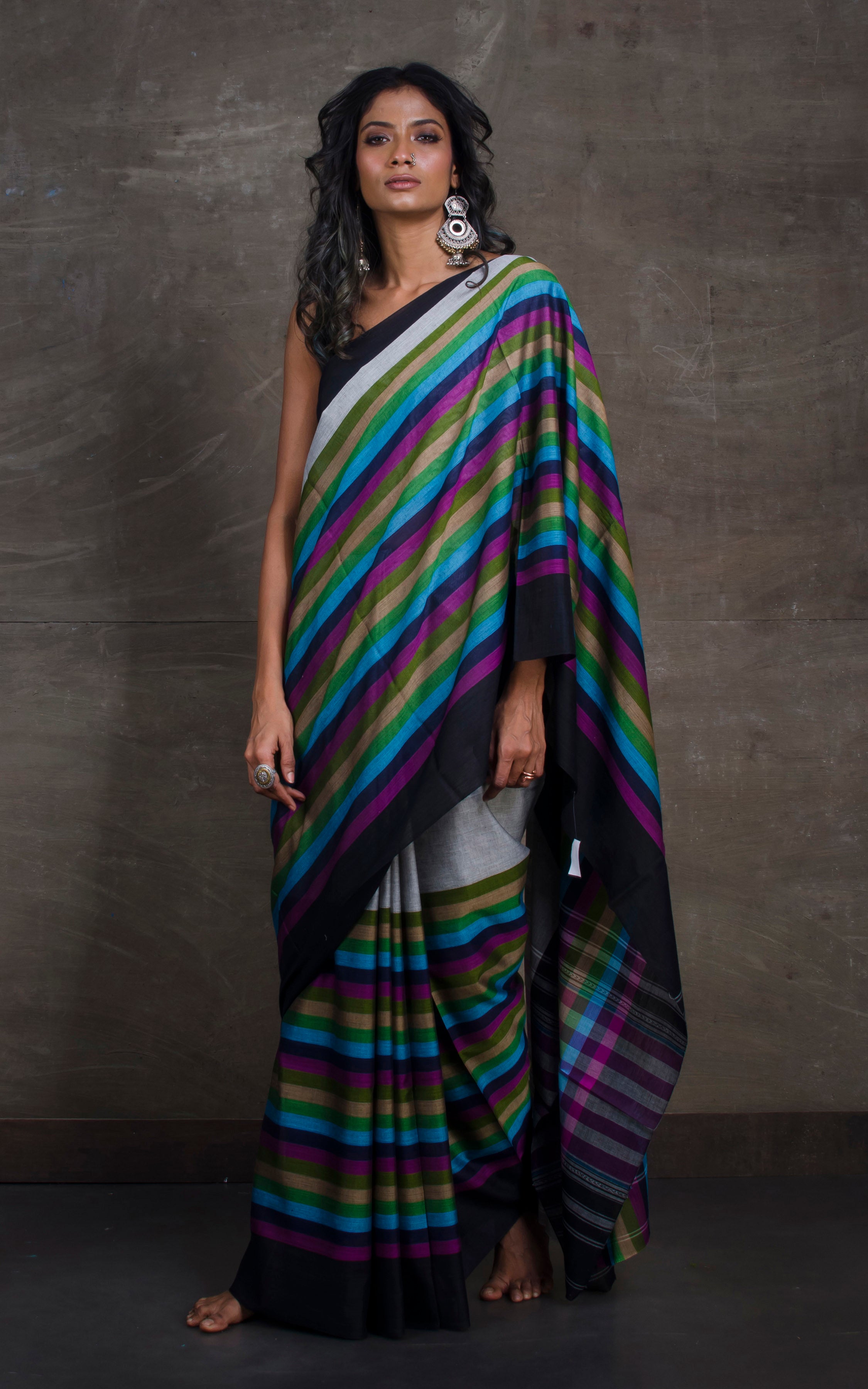 Bengal Handloom Begampuri Cotton Saree in Grey, Black and Dark Red – Bengal  Looms India