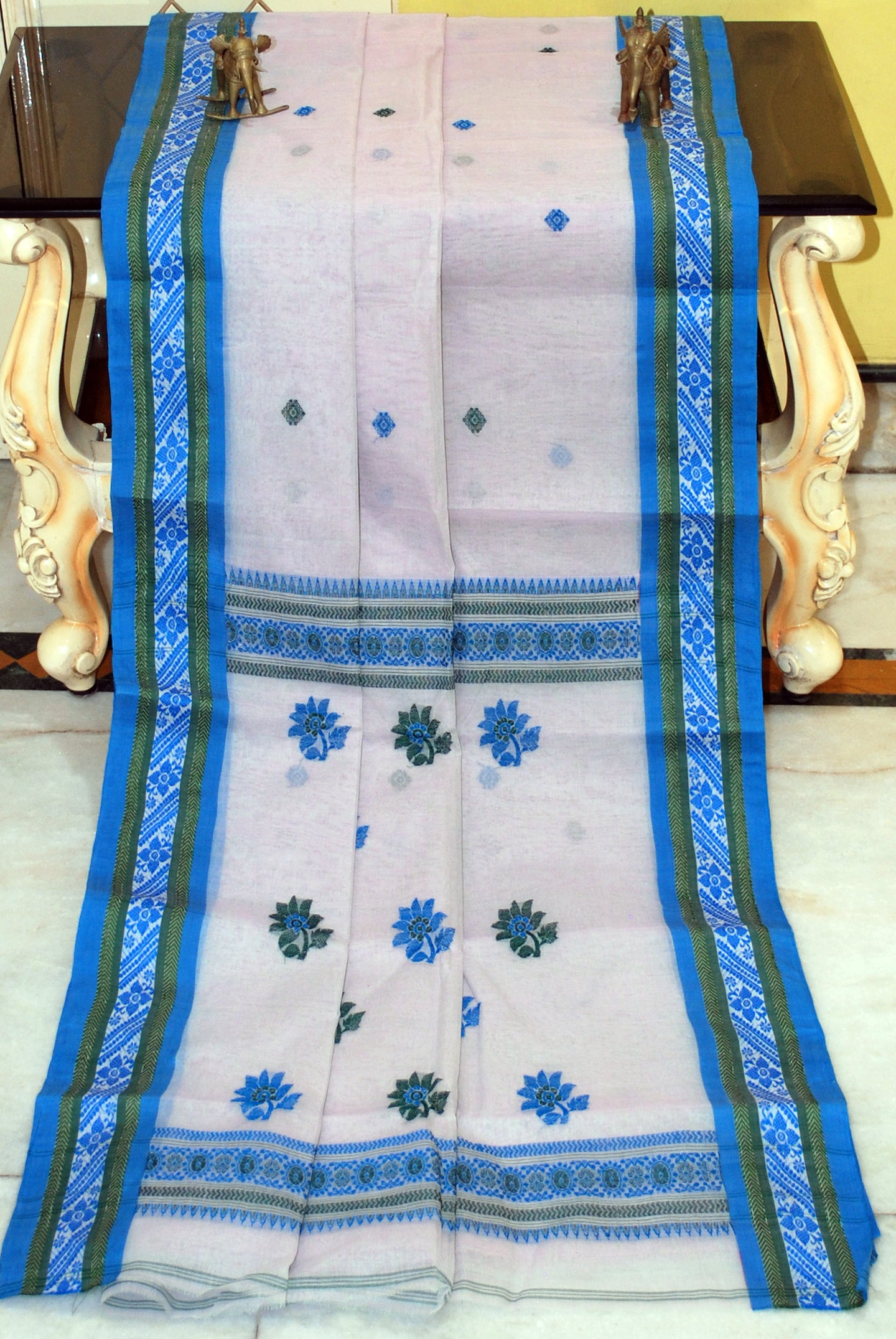 Medium Size Thread Nakshi Border Premium Quality Bengal Handloom Cotton Saree in Gray, Blue and Dark Green