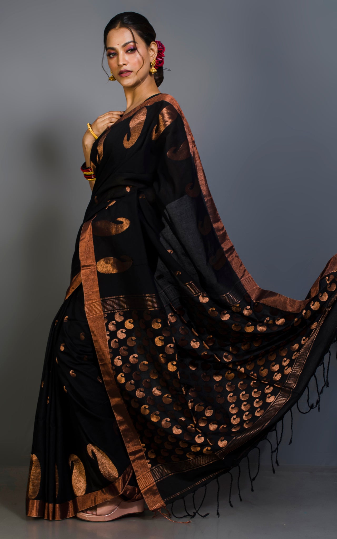 Black Banarasi Copper Zari Weaving Soft Silk Saree | Saree, Soft silk sarees,  Blouse piece