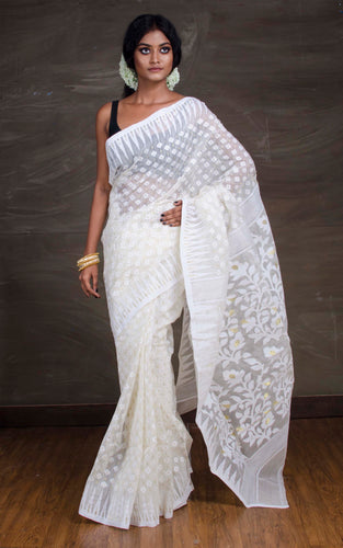 Buy Pinkloom Beige Cotton Woven Dhakai Jamdani Saree for Women Online @  Tata CLiQ