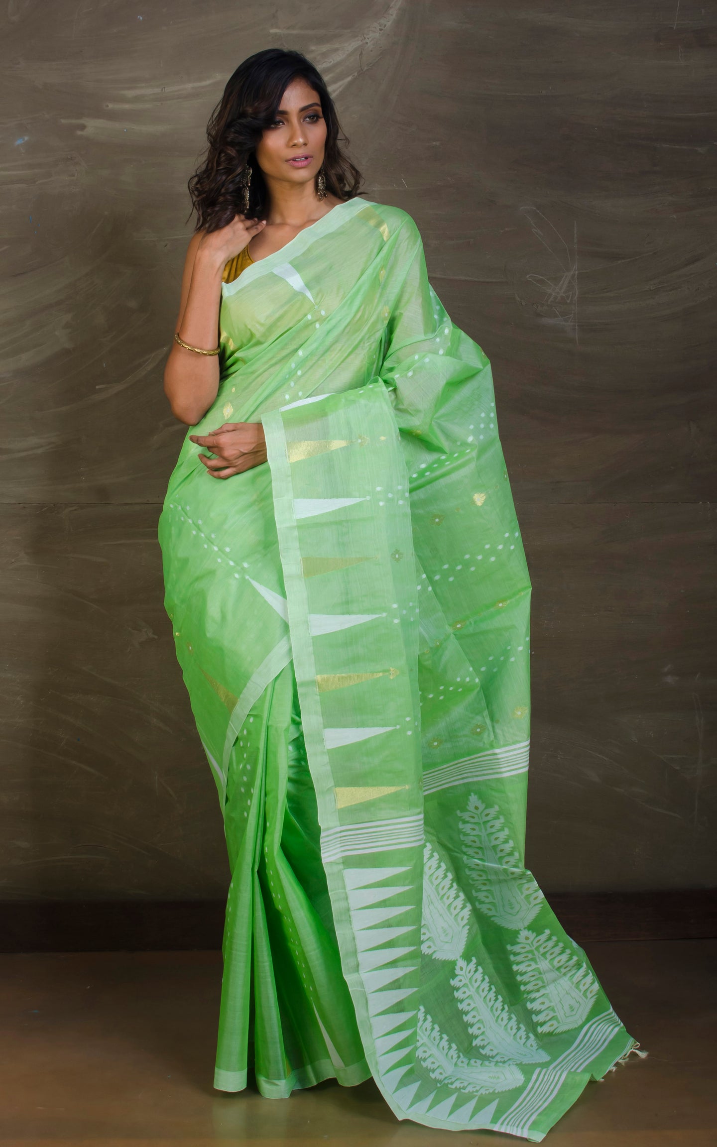 Handloom Tussar Silk Jamdani Saree in Parakeet Green, White and Gold - Bengal Looms India